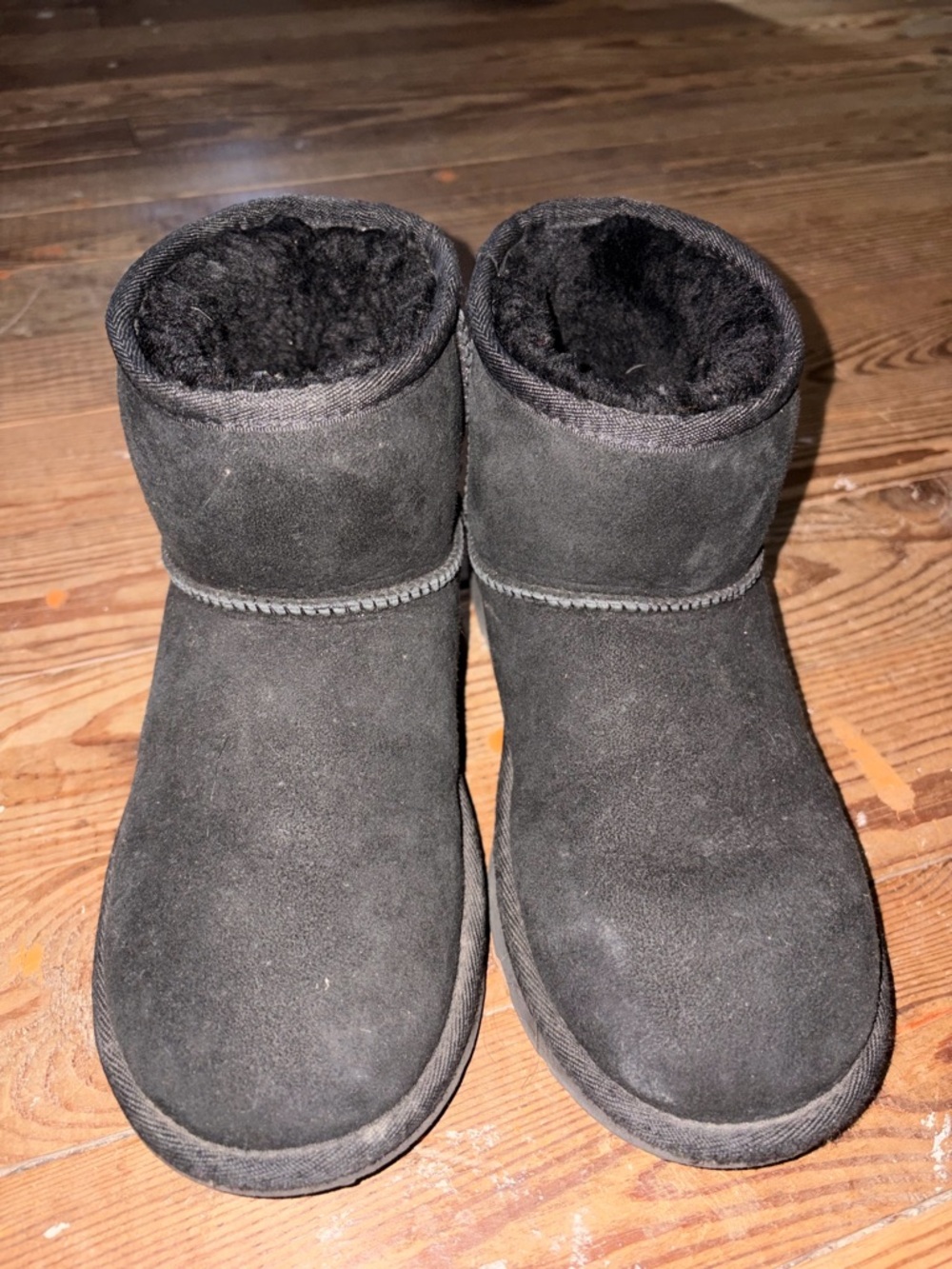 UGG Short Shearling Boots in Black